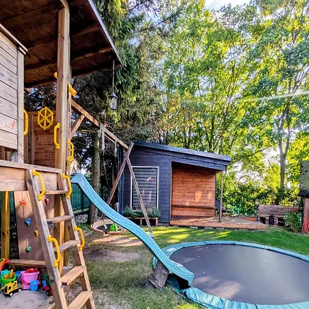 By The River, Sauna Included 公寓